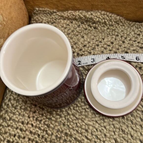 HERSHEY’S SWEET MILK CHOCOLATE CANISTER WITH LID‎ - Picture 5 of 5